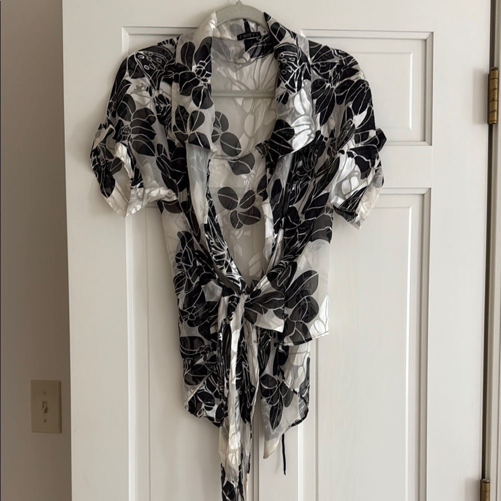 Elegant Black and White Floral Women's Top